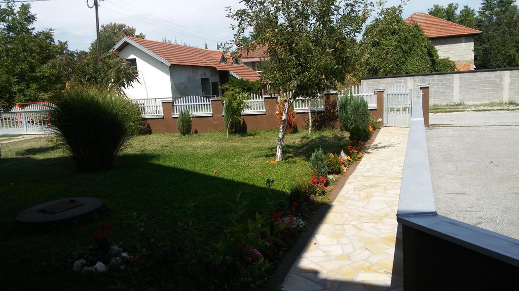 Apartments Alibasic Dubrave Gornje Екстер'єр фото